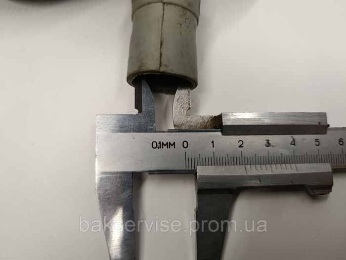 Шланг зливу води до пральної машини Bosch 1м.73см. б/у