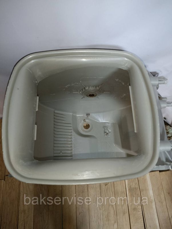 Півбак для пральної машини Whirlpool 46197309022-2 Б / У