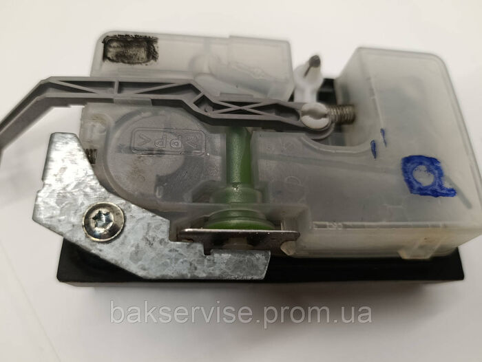 Диспенсер (дозатор миючих засобів) до посудомийної машини Bosch 151369 б/у