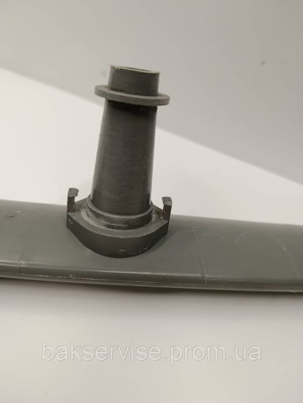 Імпеллер/розпилювач (нижній) до посудомийної машини Zanussi 1526523400 б/у