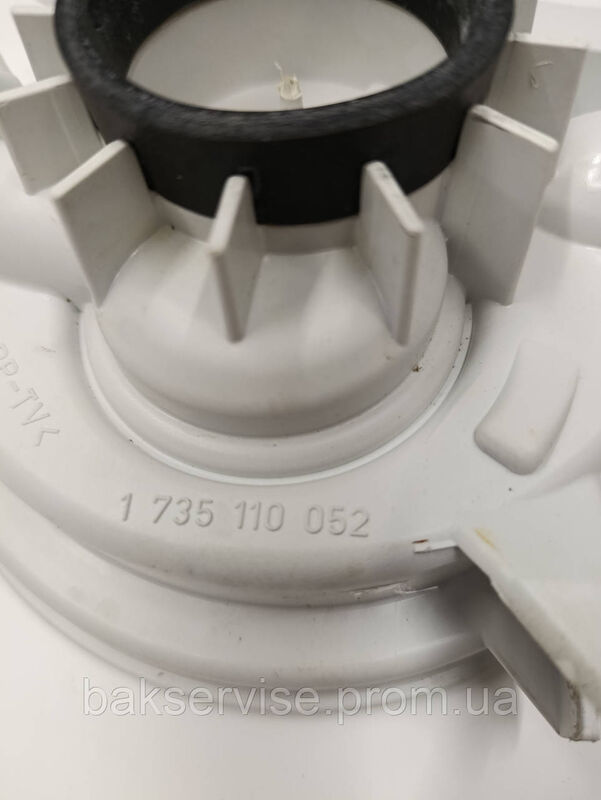 Корпус помпи насоса для посудомийної машини Bosch 1735110052 б/у