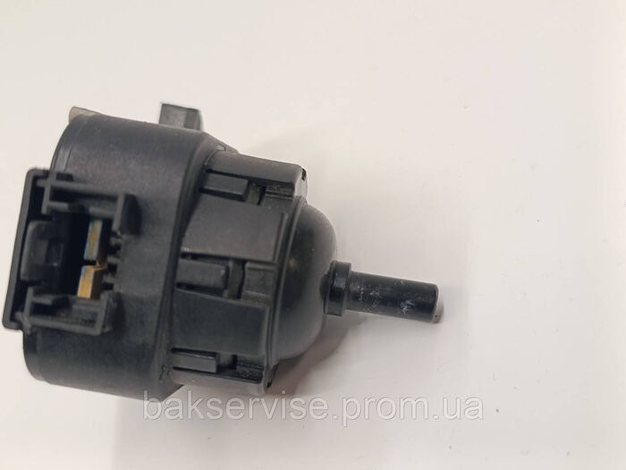 Прессостат (датчик рівня води) для пральної машини Electrolux, AEG 4055347779 НОВЕ