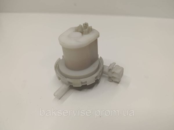 Прессостат (датчик рівня води) для пральної машини Siemens F3_01C 9000605830 Б/У