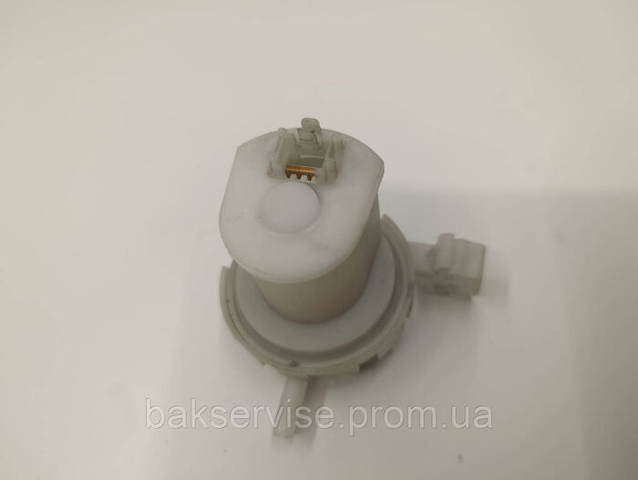 Прессостат (датчик рівня води) для пральної машини Siemens F3_01C 9000605830 Б/У
