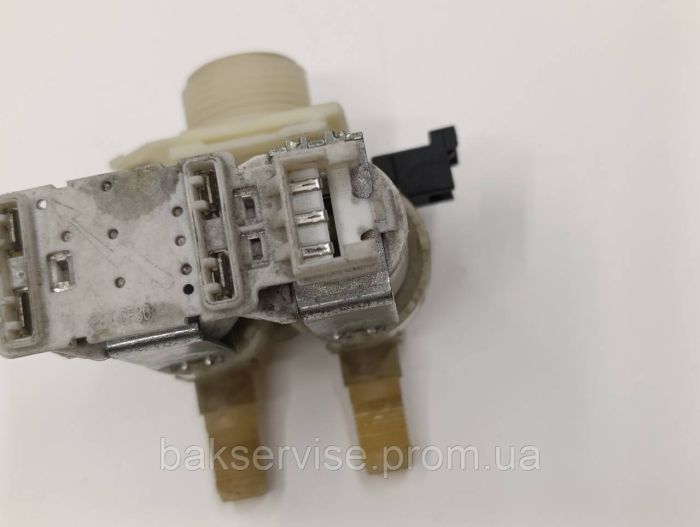 Клапан подачі води до пральної машини Bosch Siemens 9000048505 Б/У
