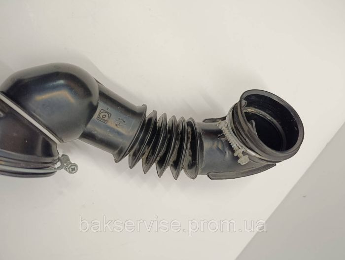 Патрубок з камерою тиску для пральної машини Electrolux 132281700 Б/У