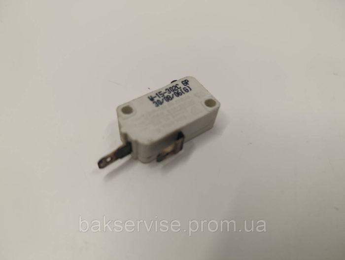 Мікровимикач універсальний для мікрохвильової печі W-15-302C Б/У