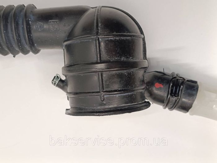 Патрубок для пральної машини Indesit, Ariston C00111502 Б/У