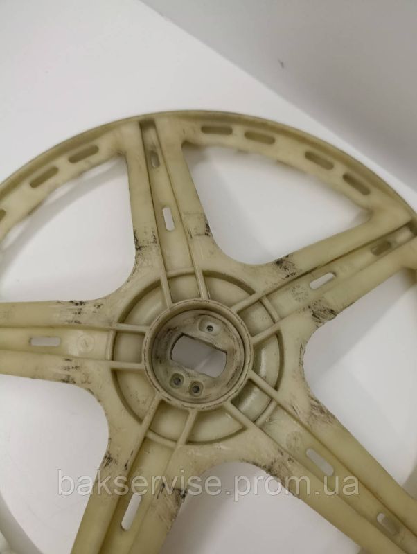 Шків для пральної машини Electrolux 1323965 Б/У (Посадкове місце: 25x13 мм)