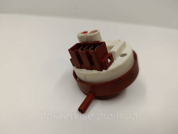 Прессостат (датчик рівня води) для пральної машини Indesit 160019762.01 Б/У