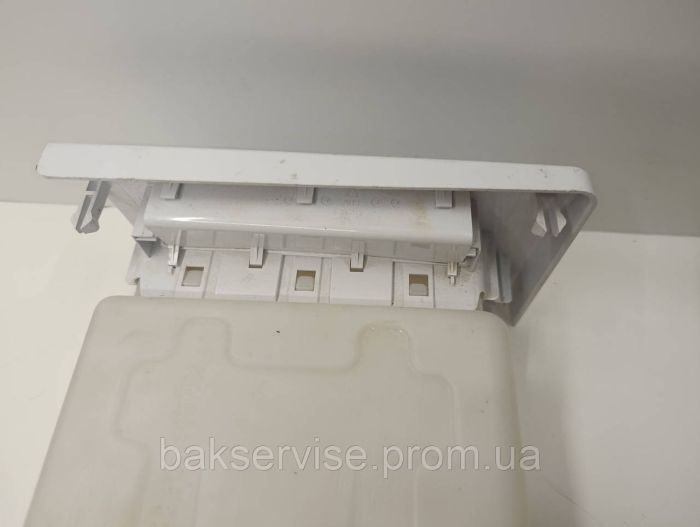 Резервуар для збору конденсату сушильної машини BEKO KN03-1 296803 Б/У