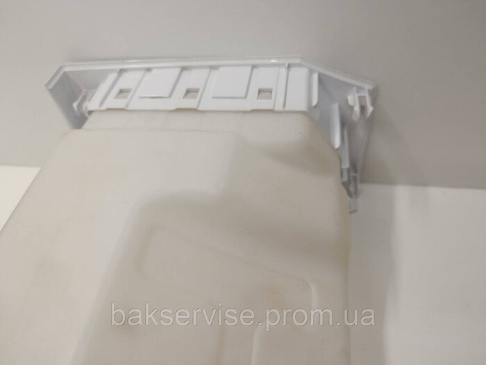Резервуар для збору конденсату сушильної машини BEKO KN03-1 296803 Б/У