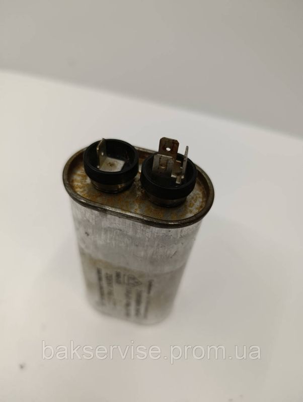 Конденсатор високовольтний мікрохвильової 21H11DS095S 1,14 mf 2100 V Б/У (3/1 фішки, 6 мм)