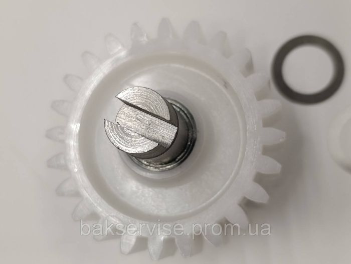 Шестерня для мясорубки Kenwood KW650714 НОВЕ