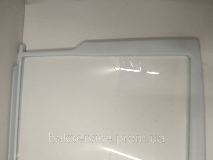 Полиця(скляна) для холодильника Indesit B18T.026 Б/У