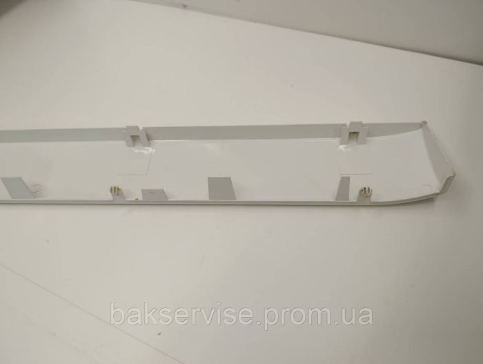 Нижня декоративна панель до пральної машини Ariston 25000167302 Б/У