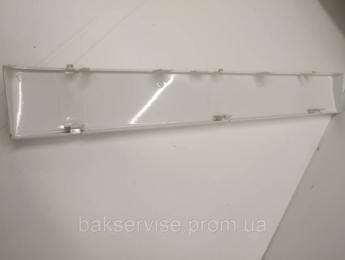 Нижня декоративна панель до пральної машини Ariston 25000167302 Б/У