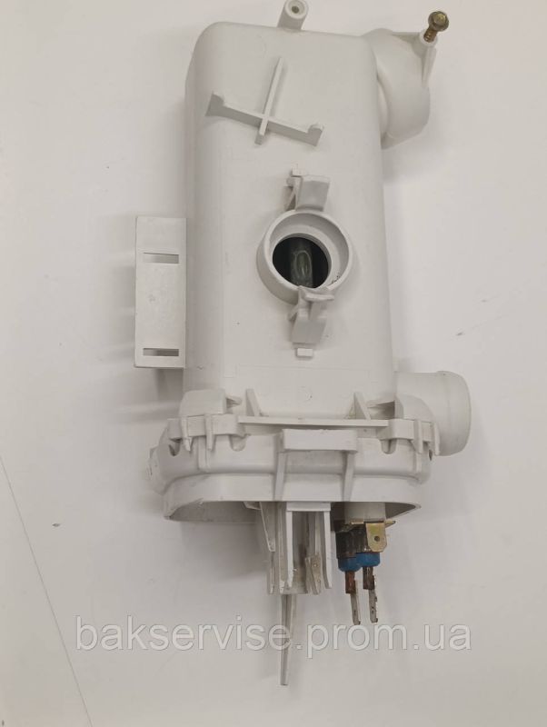 ТЕН в корпусі до посудомийної машини Bosch 1735110057 Б/У