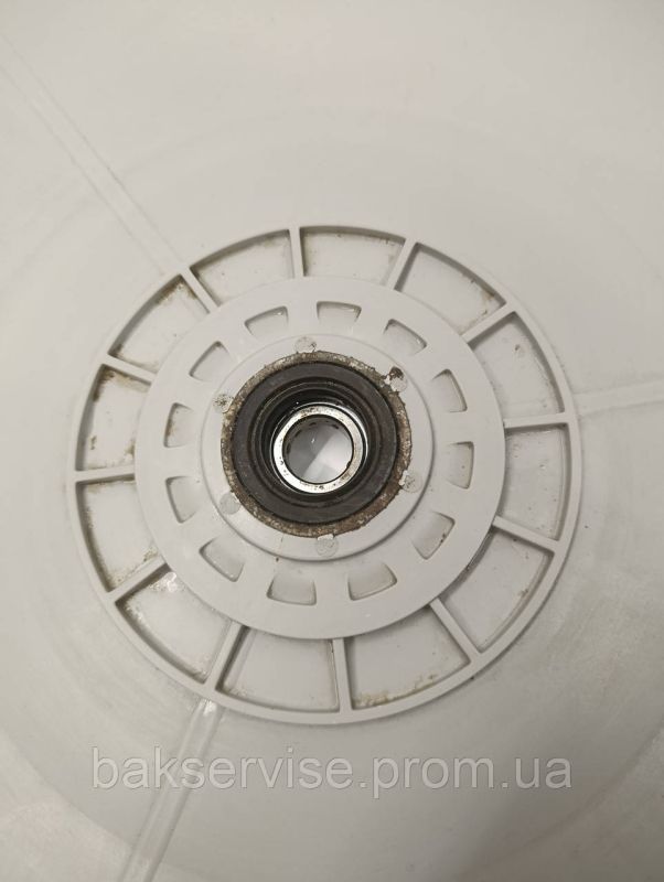 Кришка бака пральної машини Whirlpool 46197307292 б/у