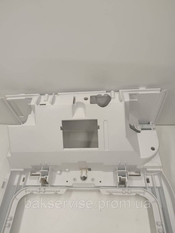 Зовнішня рамка корпуса до пральної машини Whirlpool, Bosch, Siemens W10426216 Б/У