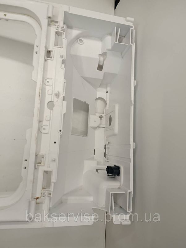 Зовнішня рамка корпуса до пральної машини Whirlpool, Bosch, Siemens W10426216 Б/У