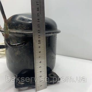 Компресор до холодильника VOE HV 44AA