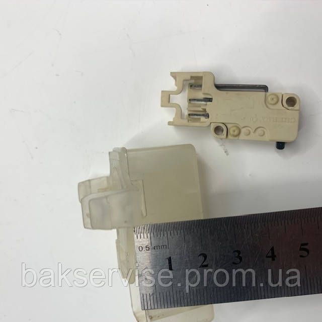 Мікроперемикач (кінцевий вимикач) Cherry D4W до посудомийної машини Bosh/Siemens 00622035
