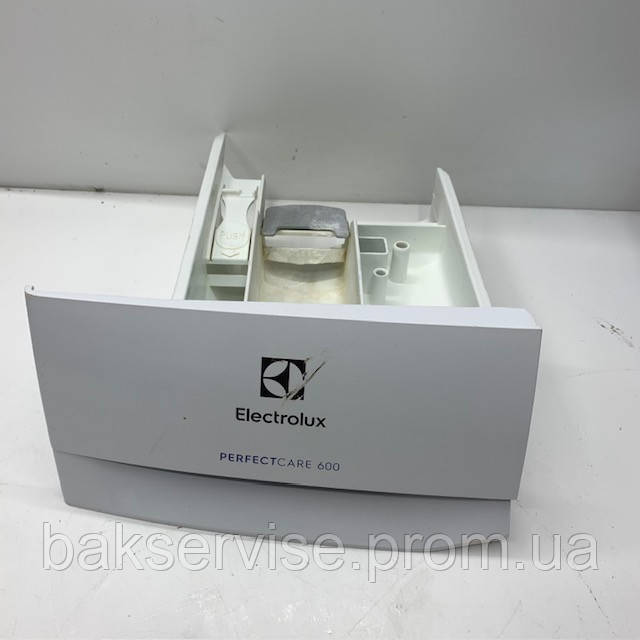 Порошкоприемник (дозатор) для стиральной машины Electrolux 12462433 Б/У