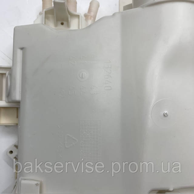 Бункер порошкоприемника машины Electrolux 132640 Б/У