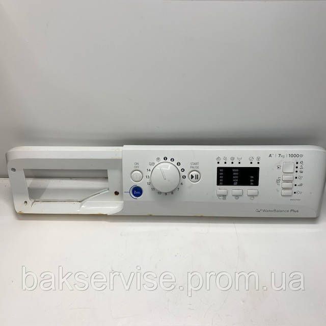 Передняя панель к стиральной машинке Indesit BWSA 71052 W EU