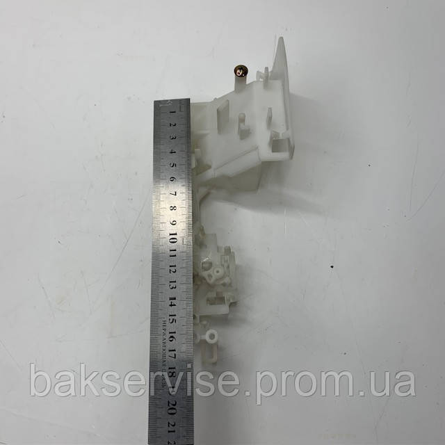 Защелка блокировки микроволновых печей Sharp/Daewoo 3513811700 б/у