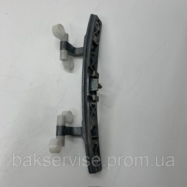 Петля люка W10590599 для стирально-сушильной машины Whirlpool WHD3090GW0 б/у