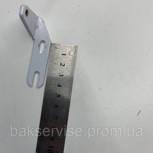 Петля двери левая для холодильника Indesit NBS 18AA б/у