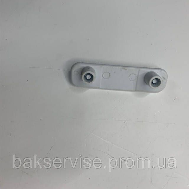 Расширитель (фиксатор) дверей для холодильника Indesit NBS 18AA  C00857144 б/у