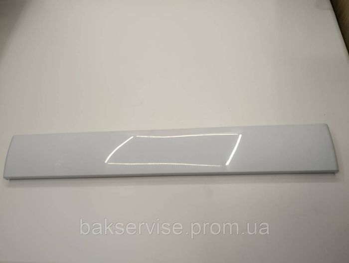 Нижня декоративна панель до пральної машини Hotpoint Ariston 250006334 Б/У