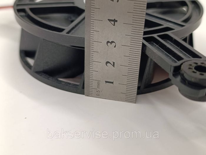 Вентилятор обдува NMB 11036GH-12L-YA 12V для холодильника Bosch, Siemens 10004555 Б/У