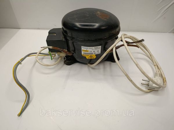 Компресор  до холодильника HLM75AA Electrolux 2425108152 R600a Б/У