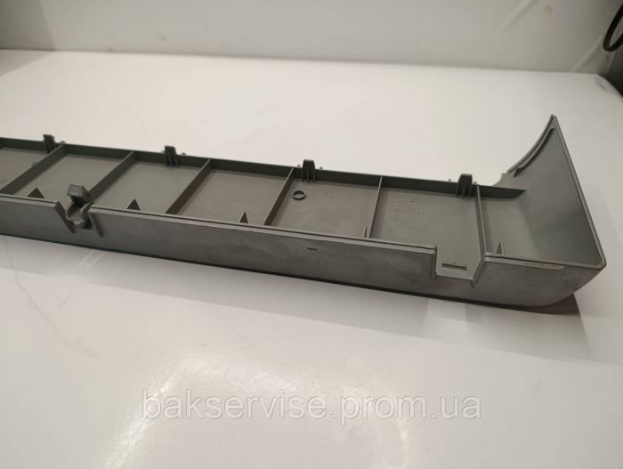 Передня нижня декоративна панель(пластик) до пральної машини Indesit PWSE 6108 S Б/У