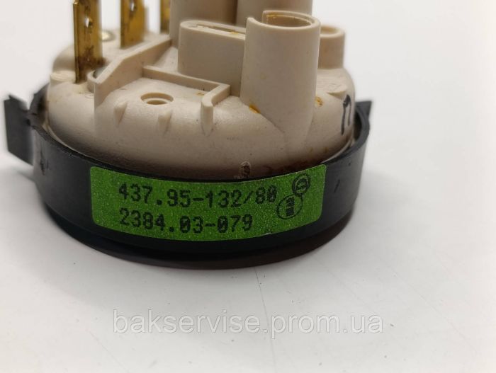 Прессостат (датчик рівня води) для посудомийної машини Indesit, Ariston 2384.03-079 Б/У