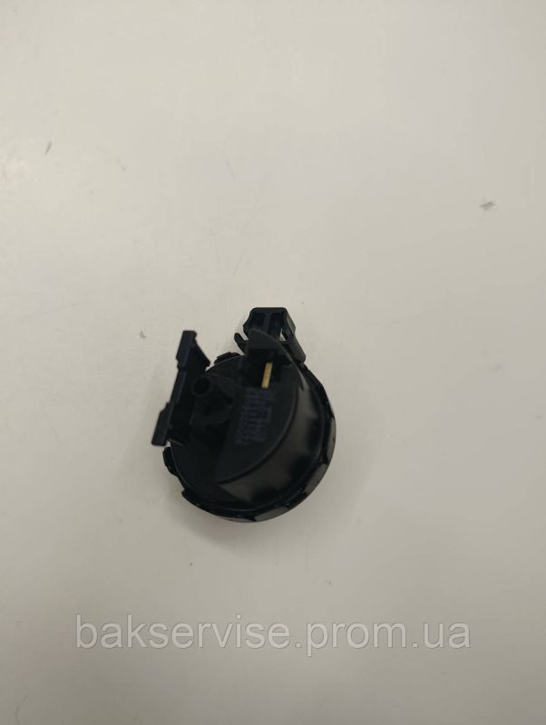 Прессостат (датчик рівня води) для пральної машини Bosch 9000385029 Б/У