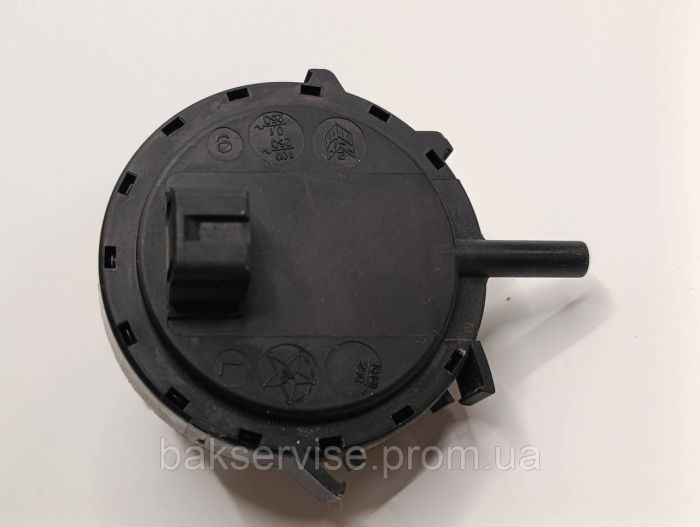 Прессостат (датчик рівня води) для пральної машини Bosch, Mabe, Siemens 37650092 Б/У