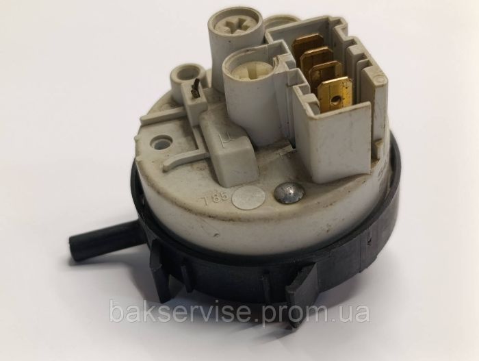 Прессостат (датчик рівня води) для пральної машини Bosch, Mabe, Siemens 37650092 Б/У