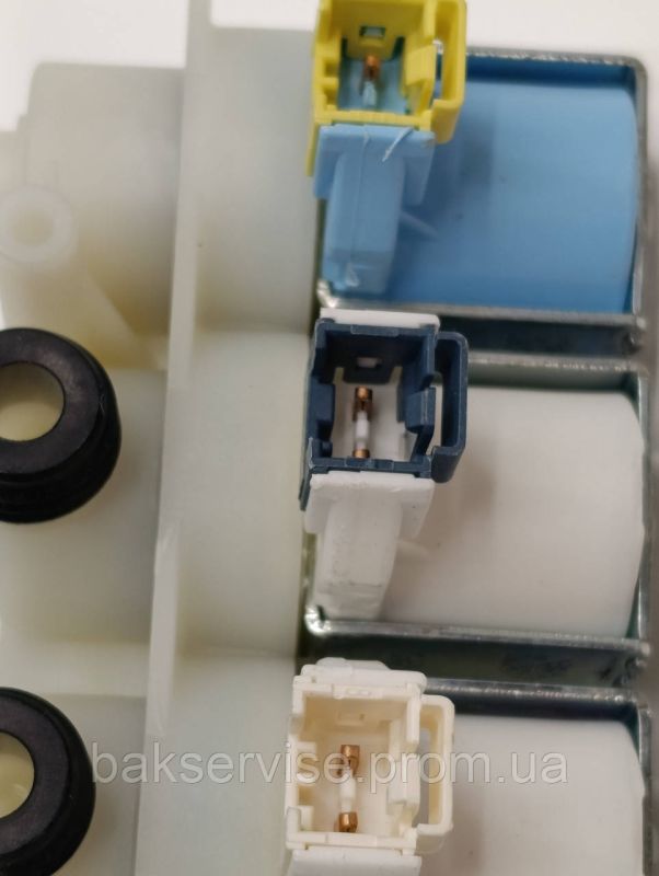 Клапан подачі води до пральної машини Indesit, Ariston 3/90 під фішку Original НОВЕ