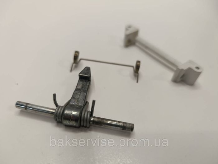 Комплект ручки дверки(гачок з кріпленням) до сушильної машини Electrolux 4055197901 Б/У