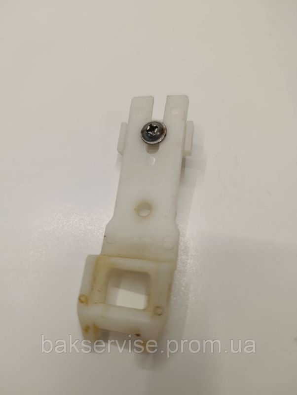 Фіксатор  замка дверей посудомийної машини Ariston LS 605 ST Б/У
