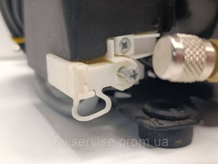 Компресор до холодильника Embraco Aspera EMT 26CLP R600a  Б/У