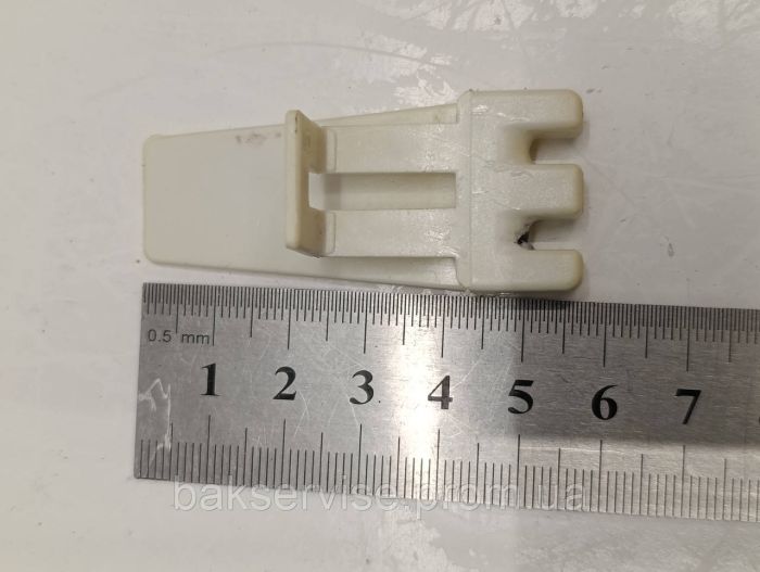 Кріплення пружини бака до пральної машини Ariston C00141682 Б/У