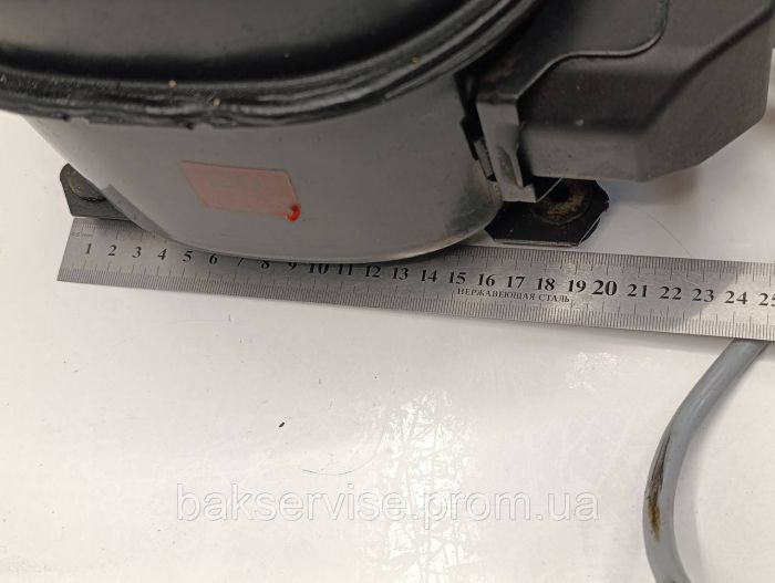 Компресор до холодильника L13A18 R12 Б/У